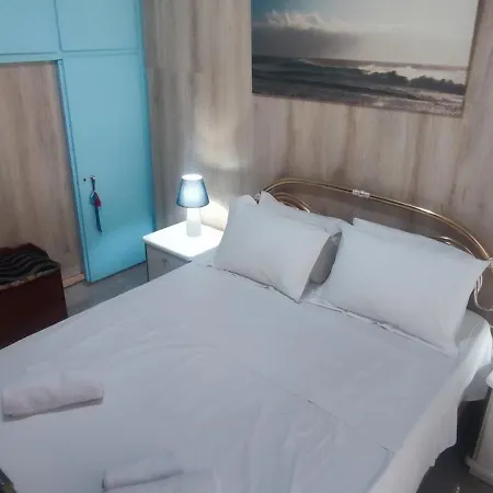 Spacious & Airy Votanikos Apt.- 500m To Metro St. Apartment Athens